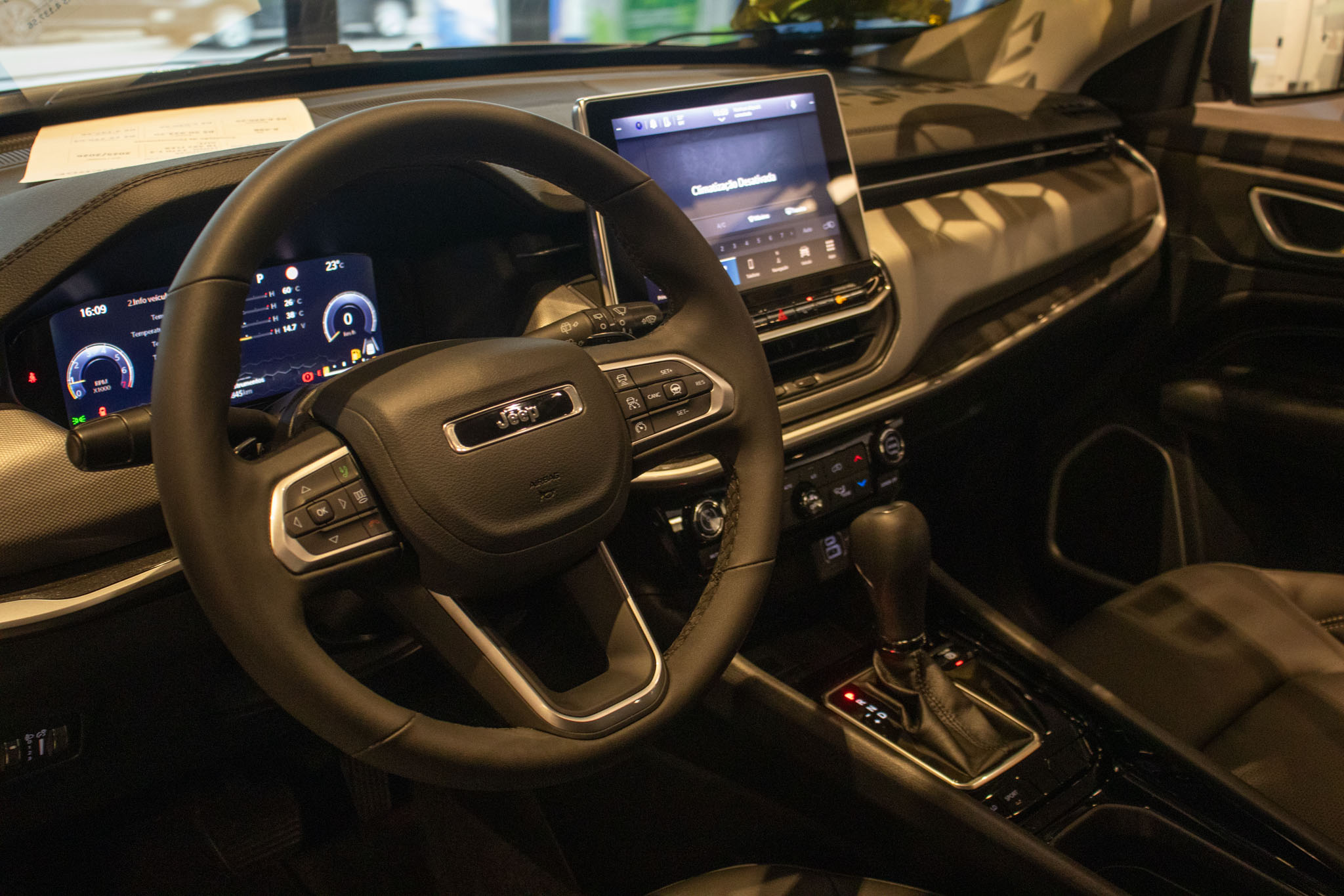 Jeep-COMPASS-COMPASS LONG. T270 1.3 TB 4x2 Flex Aut.