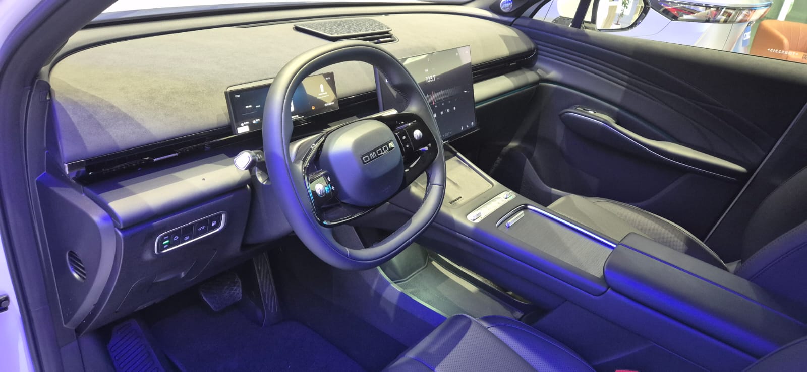 Omoda-7-7 Luxury 1.5 TB FWD