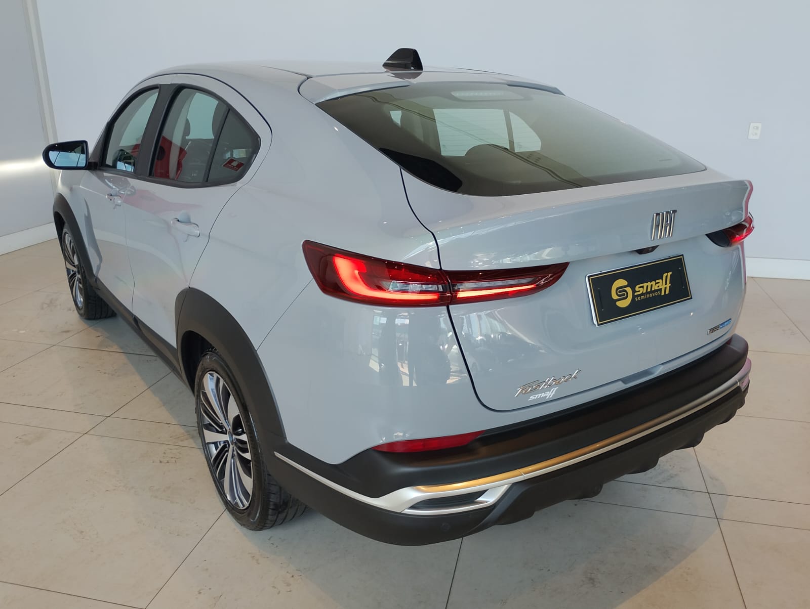Fiat-Fastback-Fastback Audace 200 TB Aut (Hibrído)