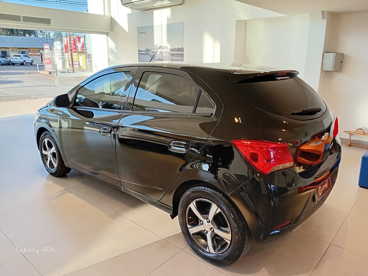 GM - Chevrolet-ONIX-ONIX 1.4 MPFI LTZ 8V FLEX 4P MANUAL