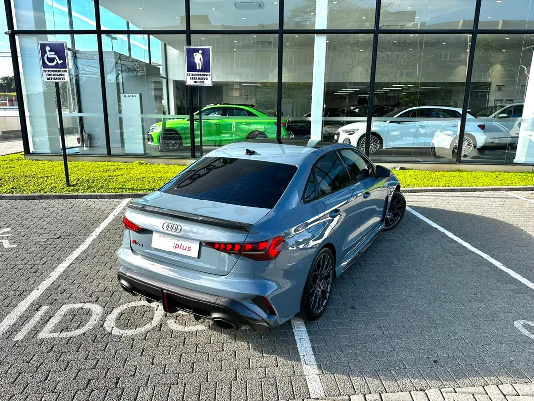 RS3 Sedan Track 2.5 TFSI Quattro S-tronic