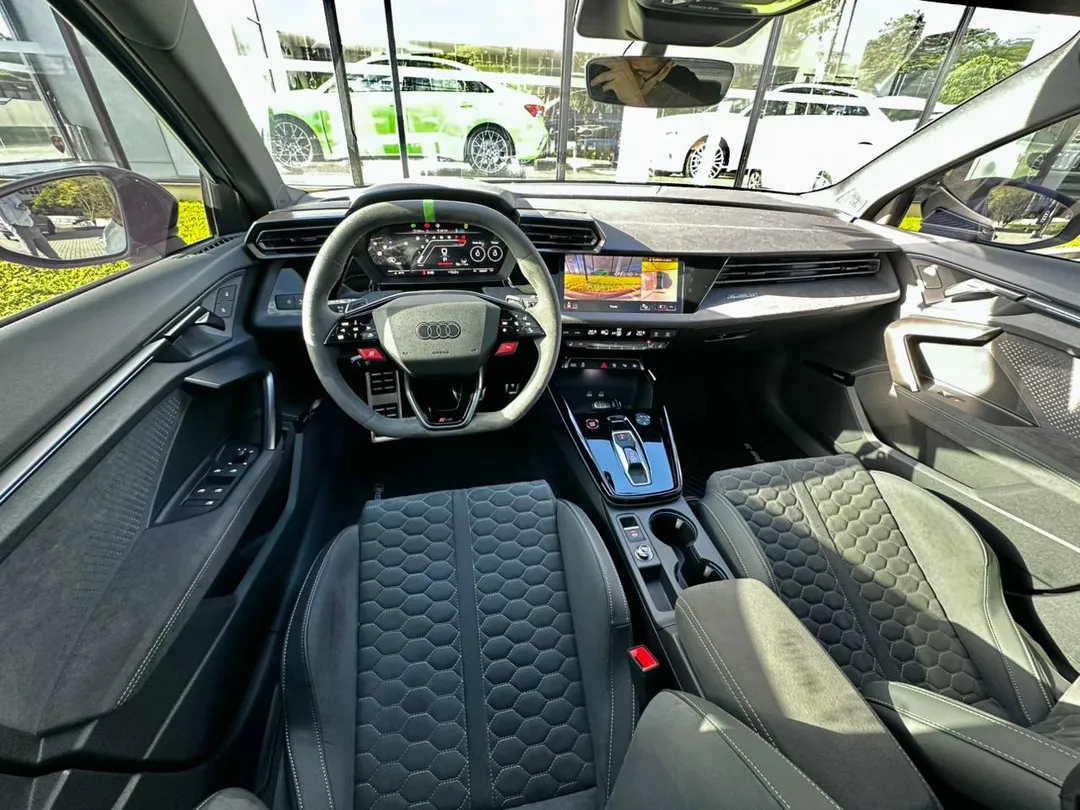 Audi-RS3-RS3 Sedan Track 2.5 TFSI Quattro S-tronic
