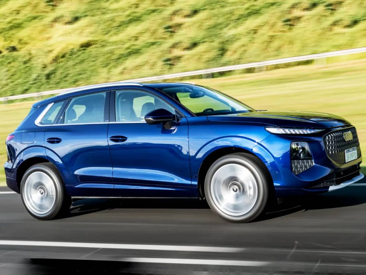 Audi Q3 fica Maior e mais potente: Confira rápida avaliação
