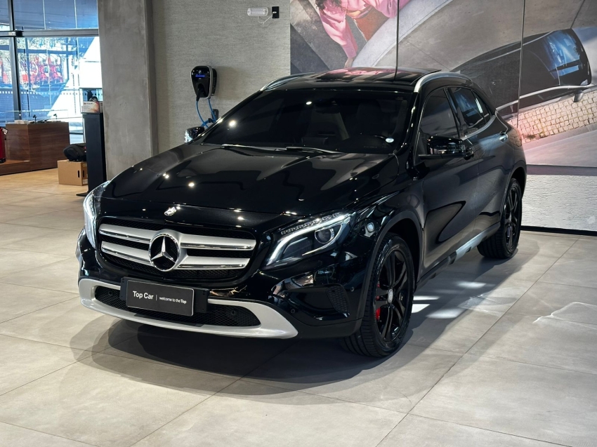 MERCEDES BENZ-GLA 200-1.6 CGI VISION 16V TURBO FLEX 4P AUTOMÁTICO