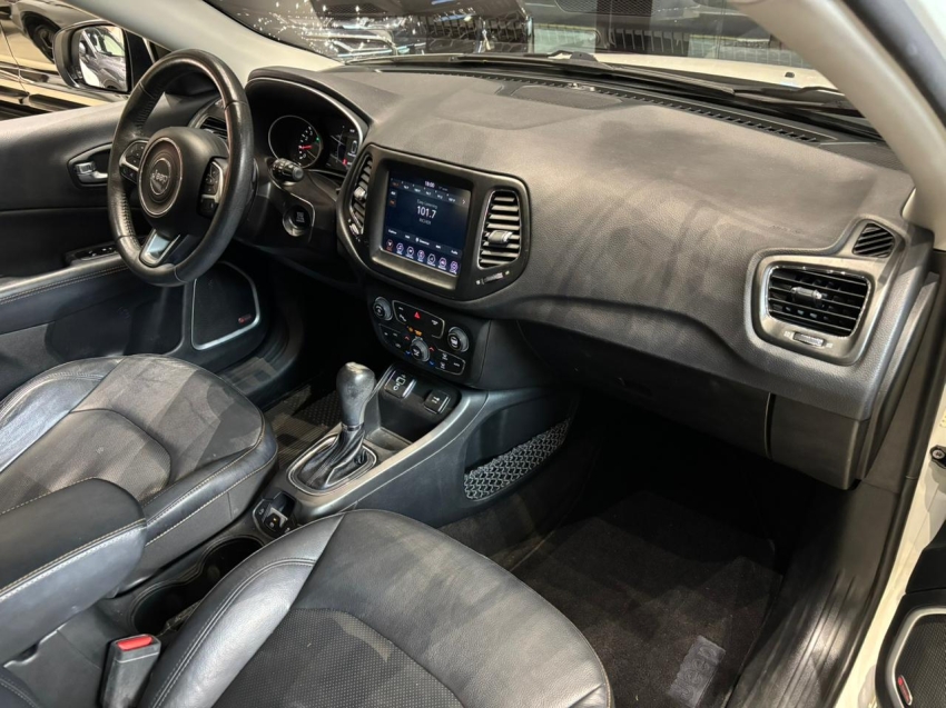 Jeep-COMPASS-2.0 16V FLEX LONGITUDE AUTOMÁTICO