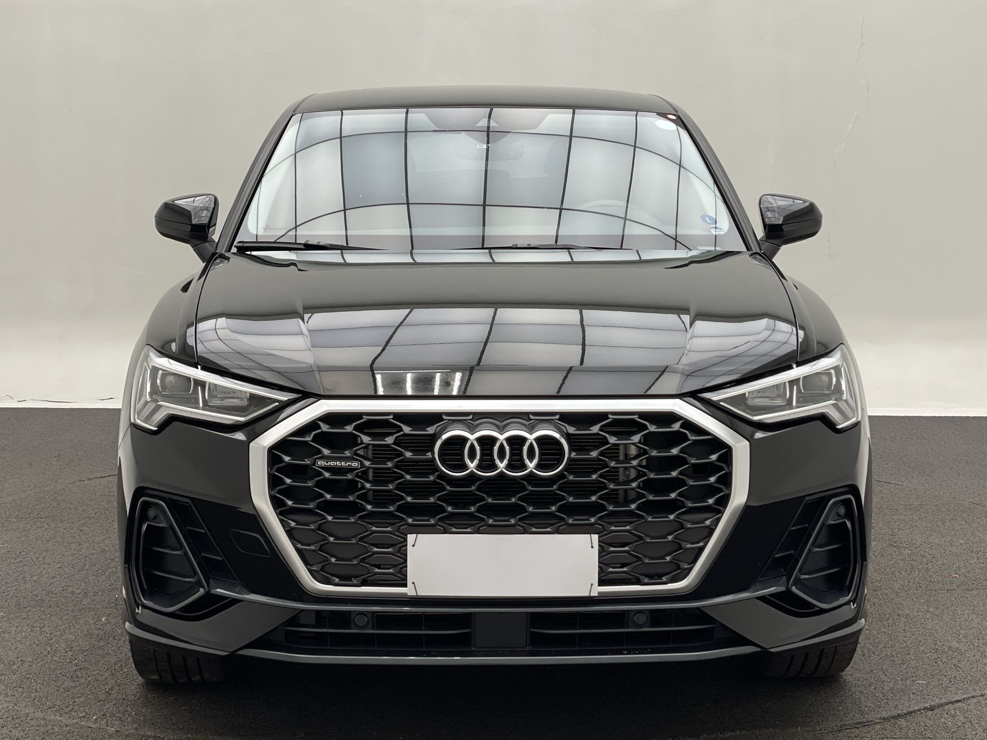 Q3 SPB Performance 2.0 TFSI Tipt. Quatt.