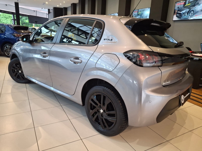 Peugeot-208-1.0 FIREFLY FLEX STYLE MANUAL