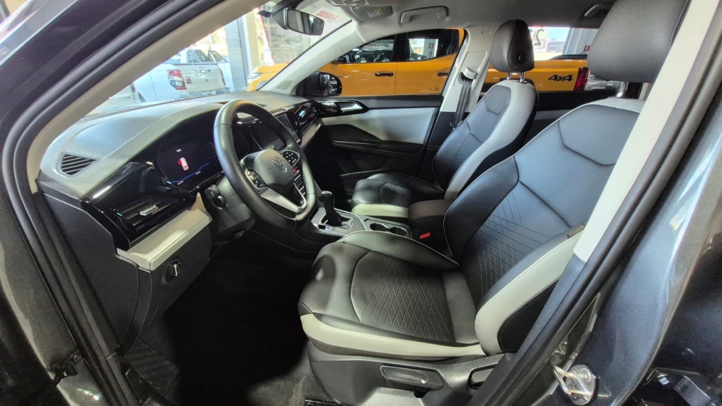 VW - Volkswagen-TAOS-1.4 250 TSI TOTAL FLEX COMFORTLINE AUTOMÁTICO