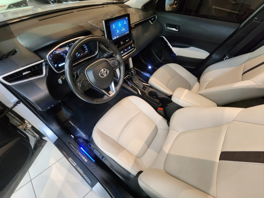 Toyota-COROLLA CROSS-2.0 VVT-IE FLEX XRX DIRECT SHIFT