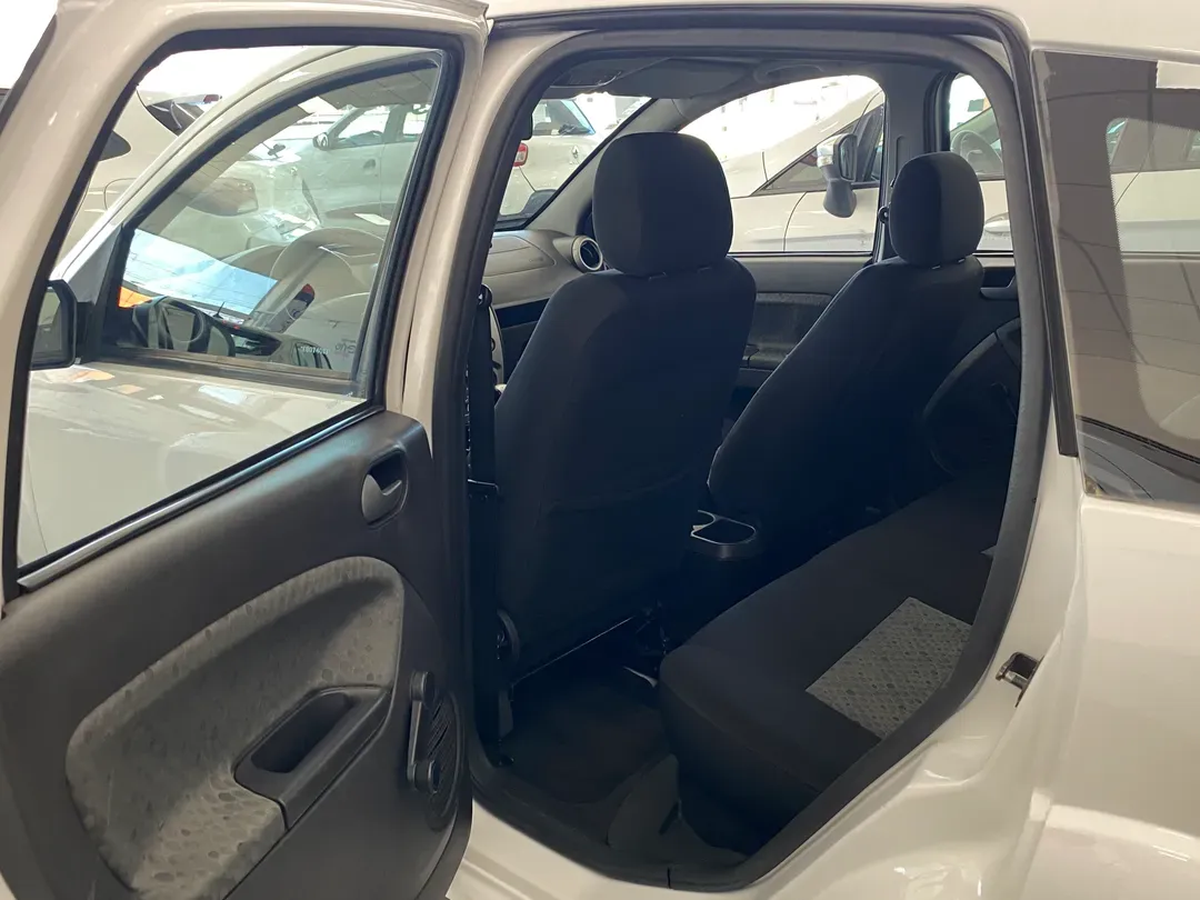 ford fiesta fiesta 1.0 8v flex/class 1.0 8v flex 5p