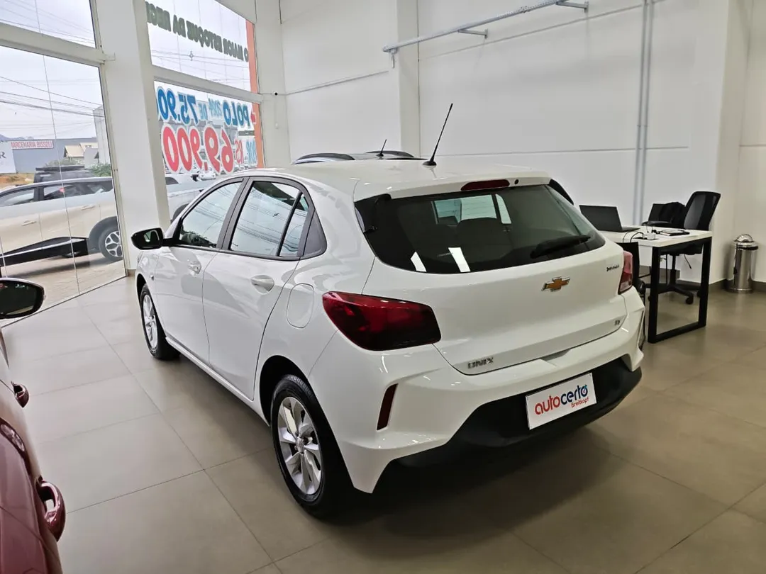 gm - chevrolet onix hatch lt 1.0 12v flex 5p mec.