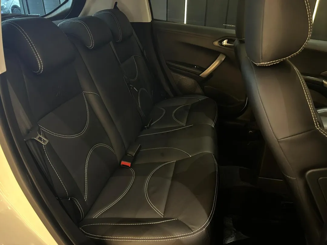 peugeot 208 208 griffe 1.6 flex 16v 5p aut.