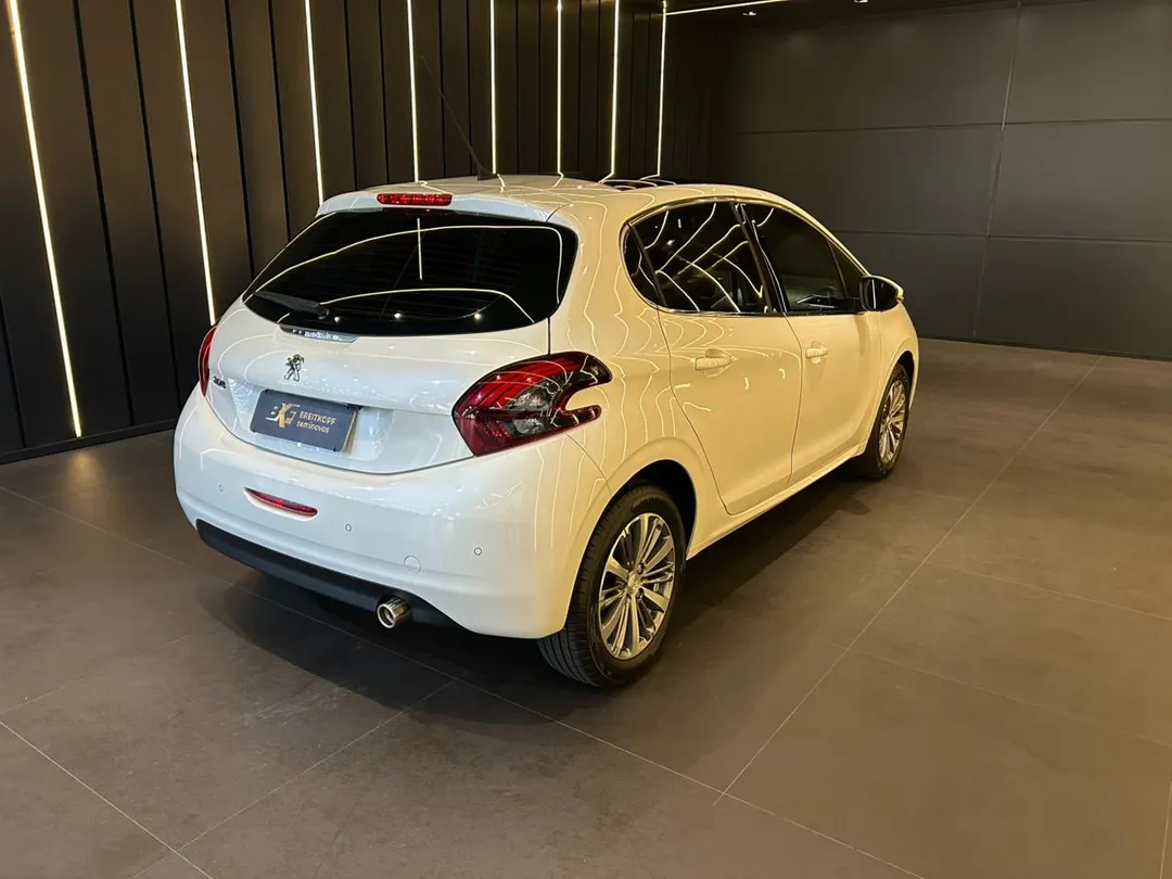 peugeot 208 208 griffe 1.6 flex 16v 5p aut.