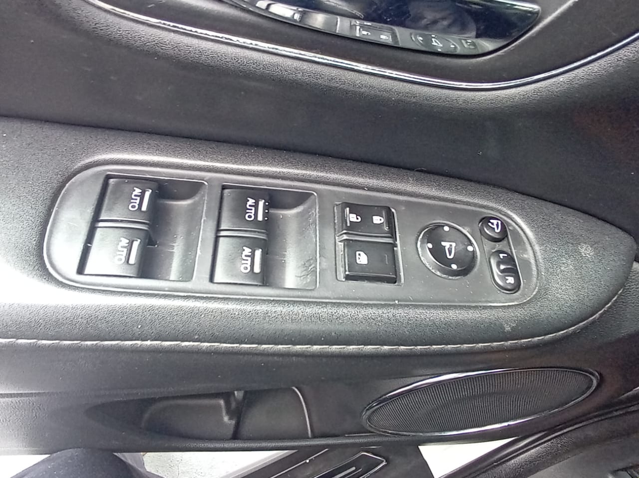 Honda-HR-V-HR-V EXL 1.8 Flexone 16V 5p Aut.
