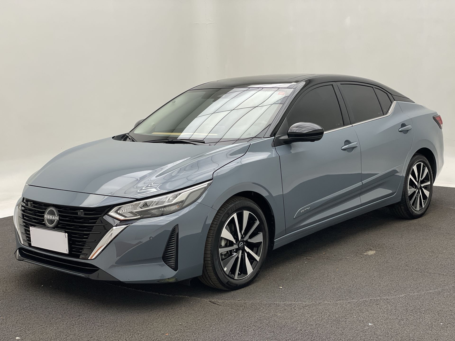 Sentra Exclu. Int. Premium 2.0 16V Aut.