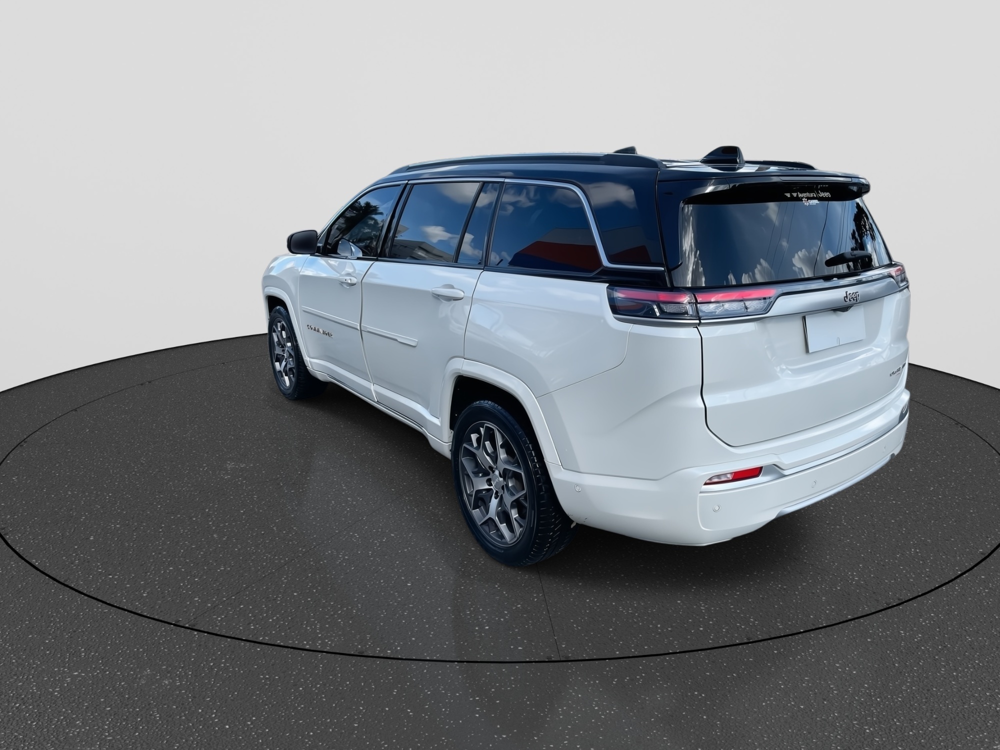 Jeep-COMMANDER-Commander Overland T270 1.3 TB Flex Aut.