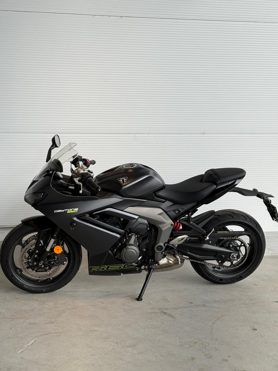 TRIUMPH-DAYTONA-DAYTONA 660
