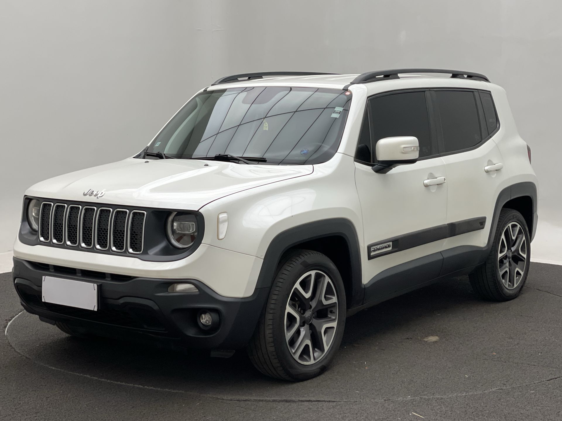 Renegade 1.8 4x2 Flex 16V Aut.