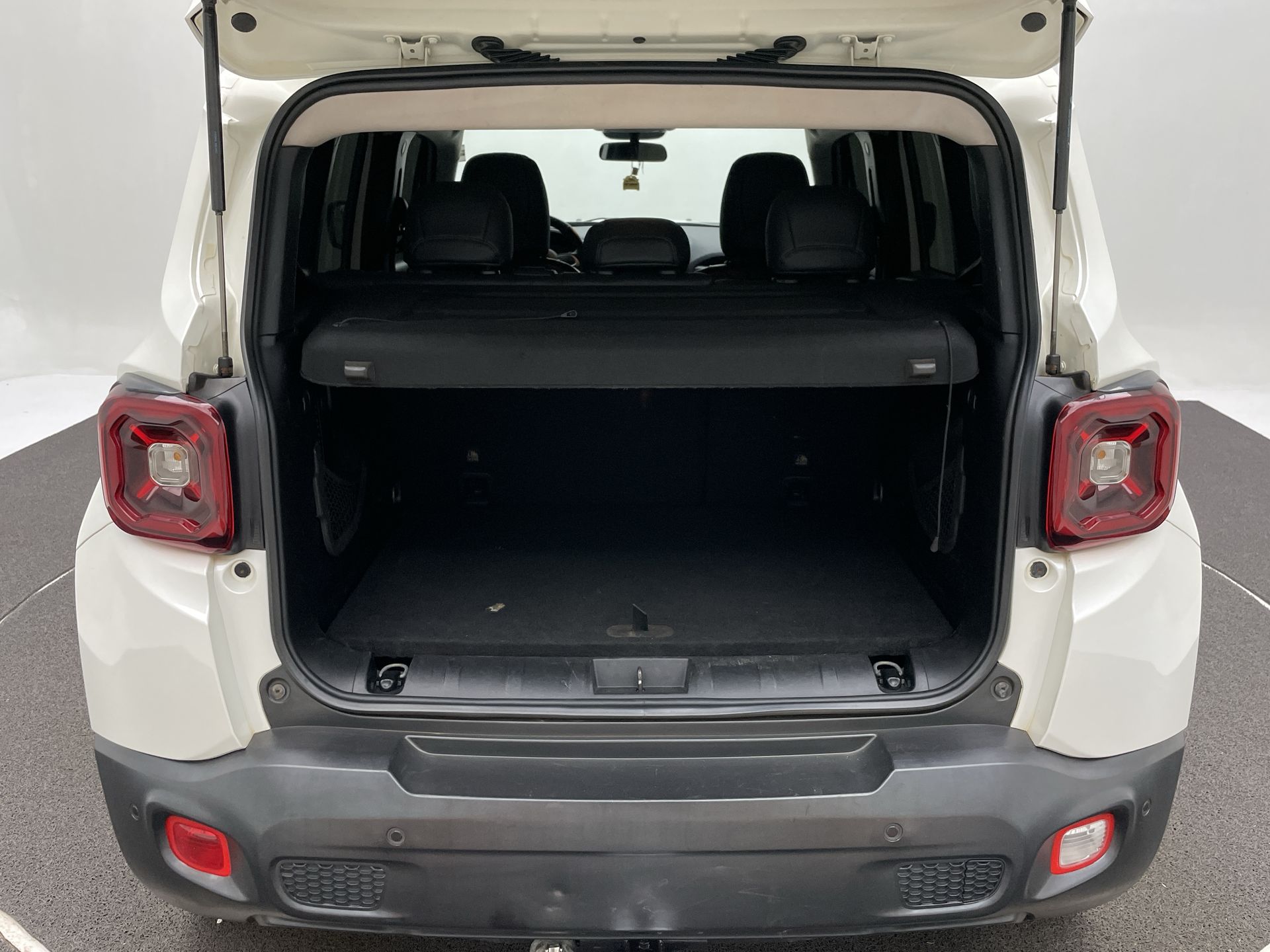Renegade 1.8 4x2 Flex 16V Aut.