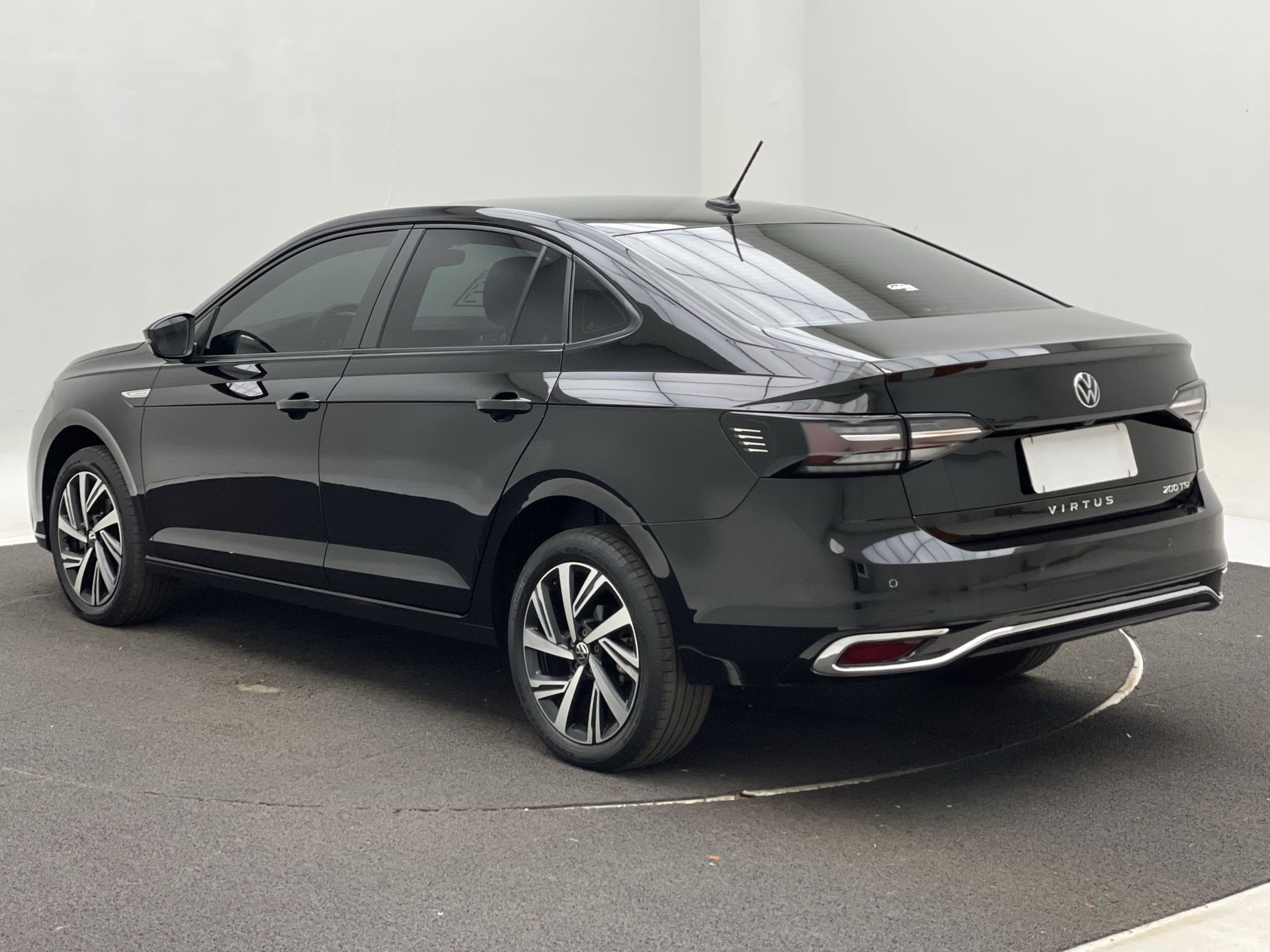 Volkswagen-VIRTUS-VIRTUS Highline 200 TSI 1.0 Flex 12V Aut