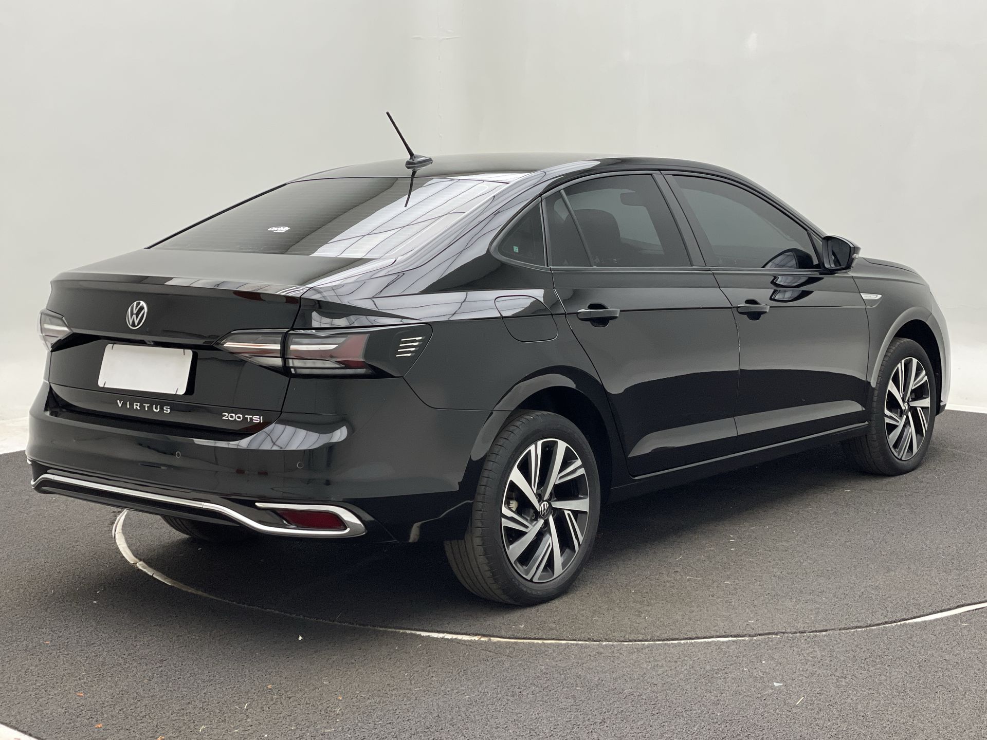 VIRTUS Highline 200 TSI 1.0 Flex 12V Aut