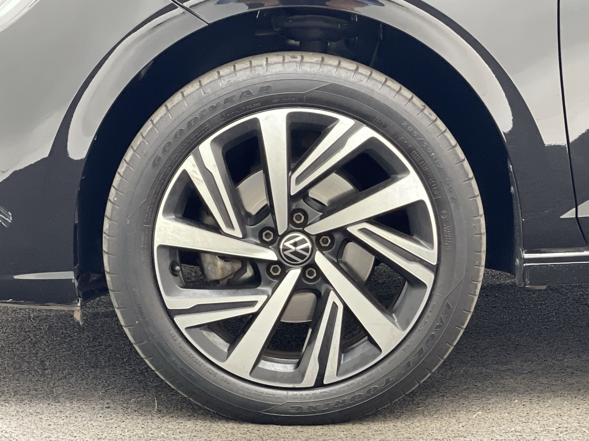 Volkswagen-VIRTUS-VIRTUS Highline 200 TSI 1.0 Flex 12V Aut