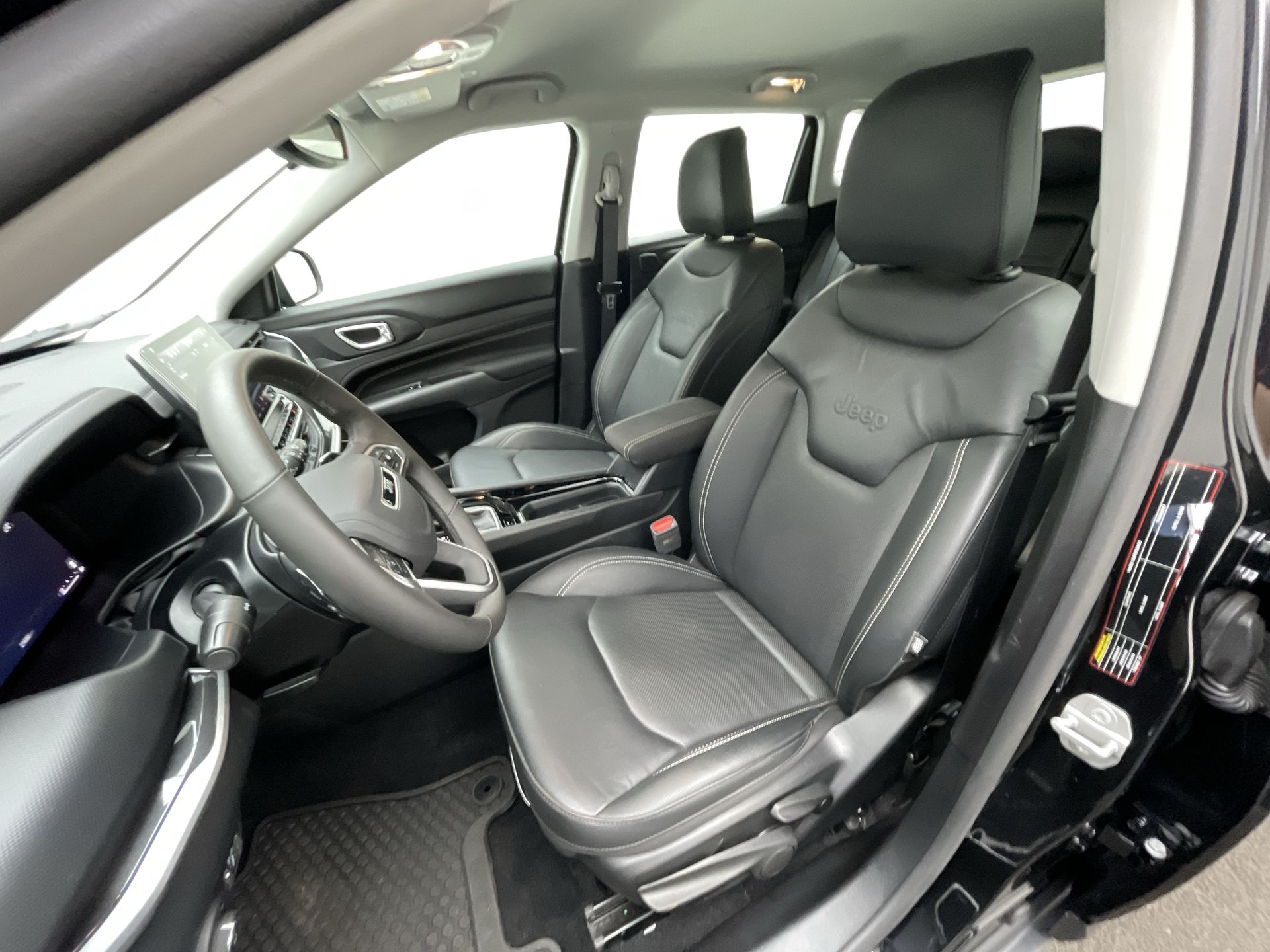 COMPASS SPORT T270 1.3 TB 4x2 Flex Aut.