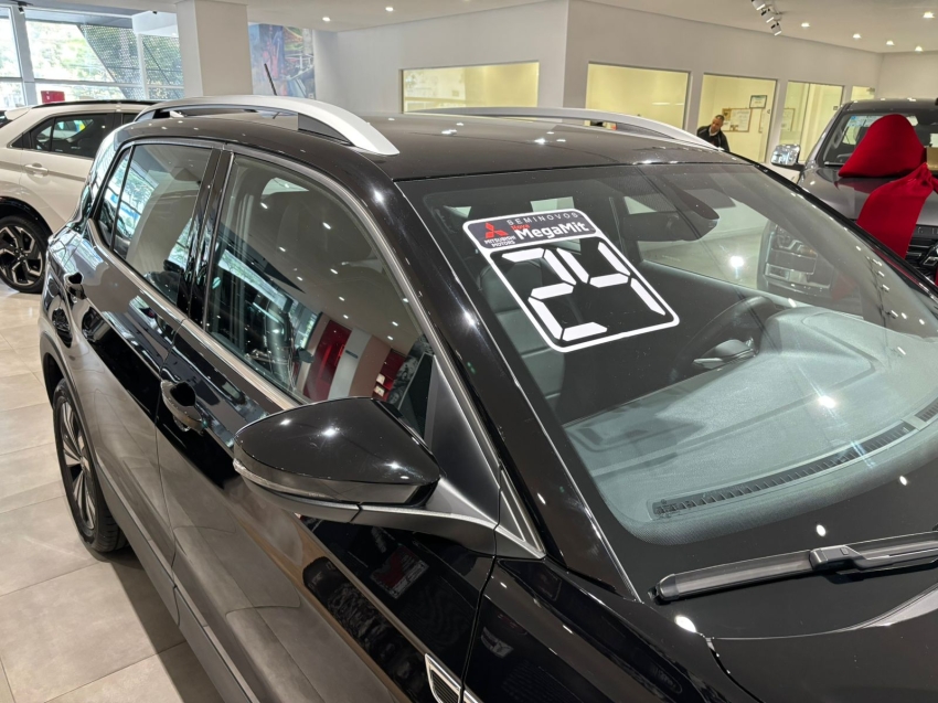 VW - Volkswagen-T-CROSS-1.4 250 TSI TOTAL FLEX HIGHLINE AUTOMÁTICO