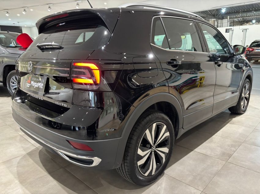 VW - Volkswagen-T-CROSS-1.4 250 TSI TOTAL FLEX HIGHLINE AUTOMÁTICO