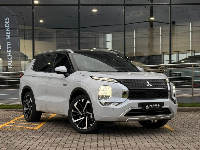Mitsubishi-OUTLANDER-2.4 PHEV SIGNATURE S-AWC DHT