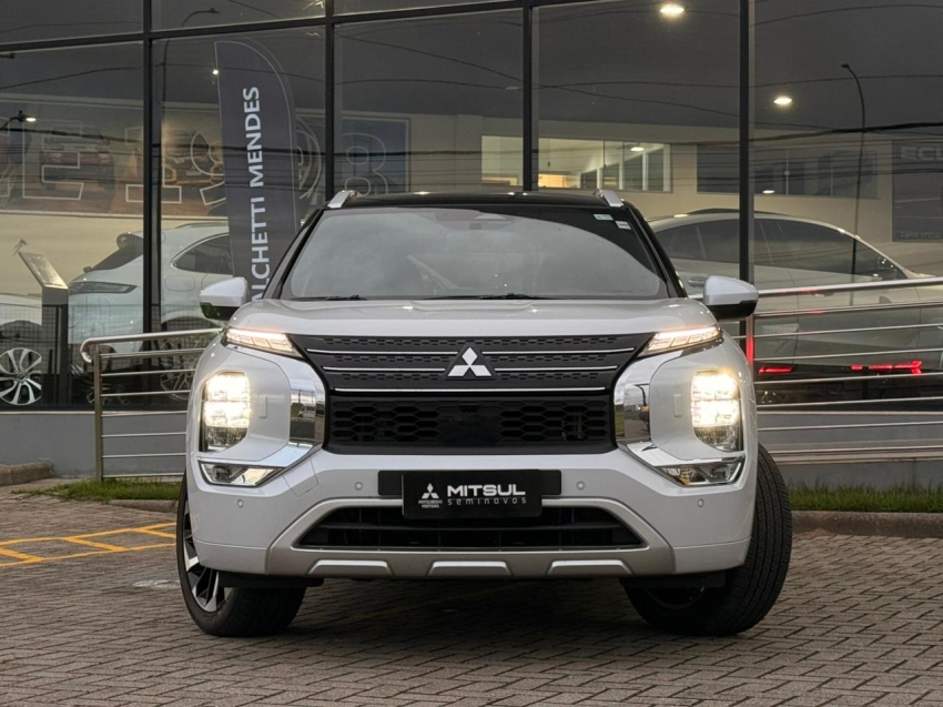 Mitsubishi-OUTLANDER-2.4 PHEV SIGNATURE S-AWC DHT