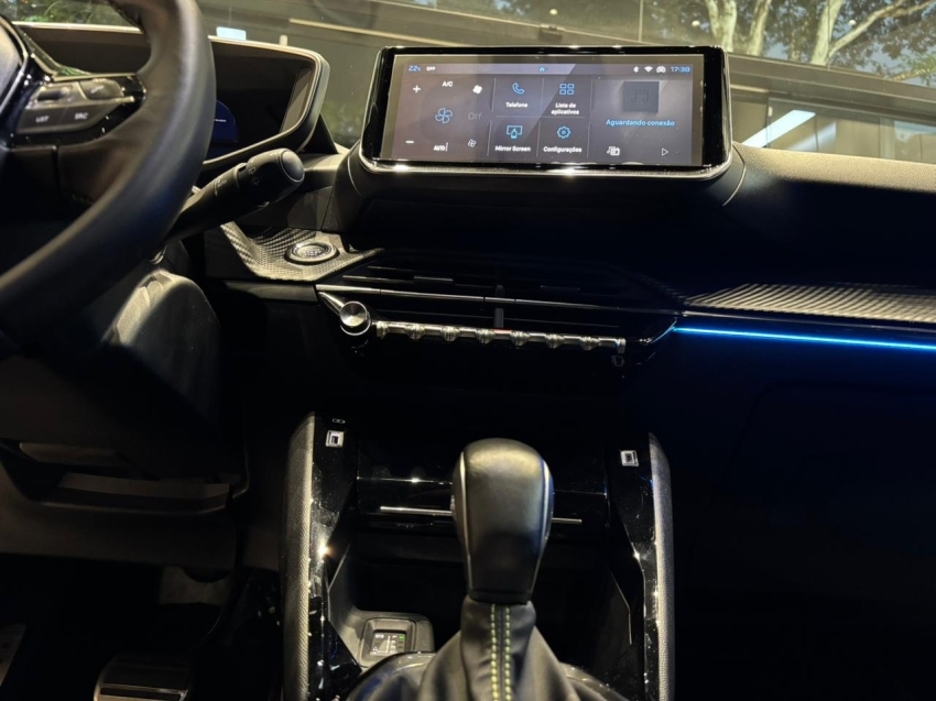 Peugeot-2008-1.0 TURBO 200 FLEX GT CVT
