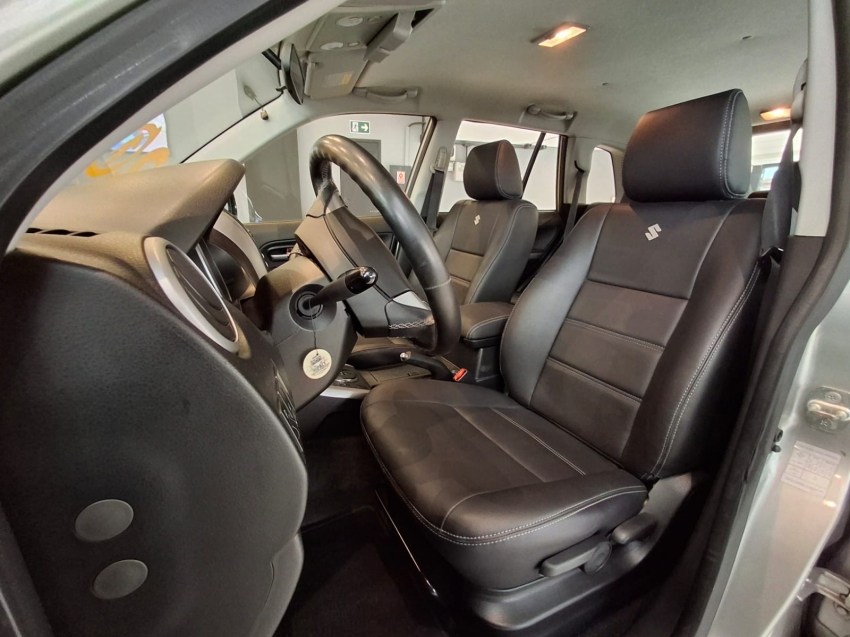 Suzuki-GRAND VITARA-2.0 4SPORT 4X2 16V GASOLINA 4P AUTOMÁTICO