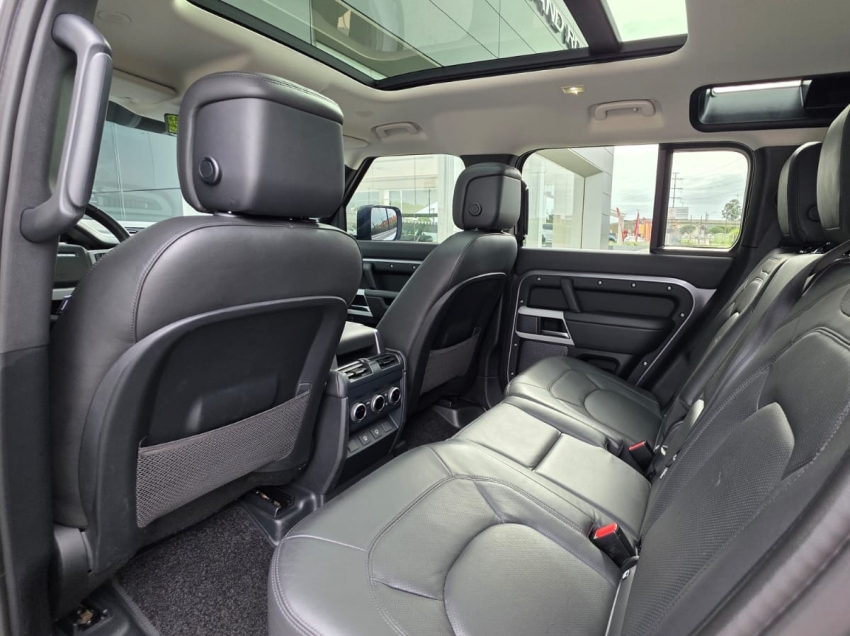 Land Rover-DEFENDER-3.0 D300 TURBO DIESEL MHEV 110 HSE AWD AUTOMÁTICO
