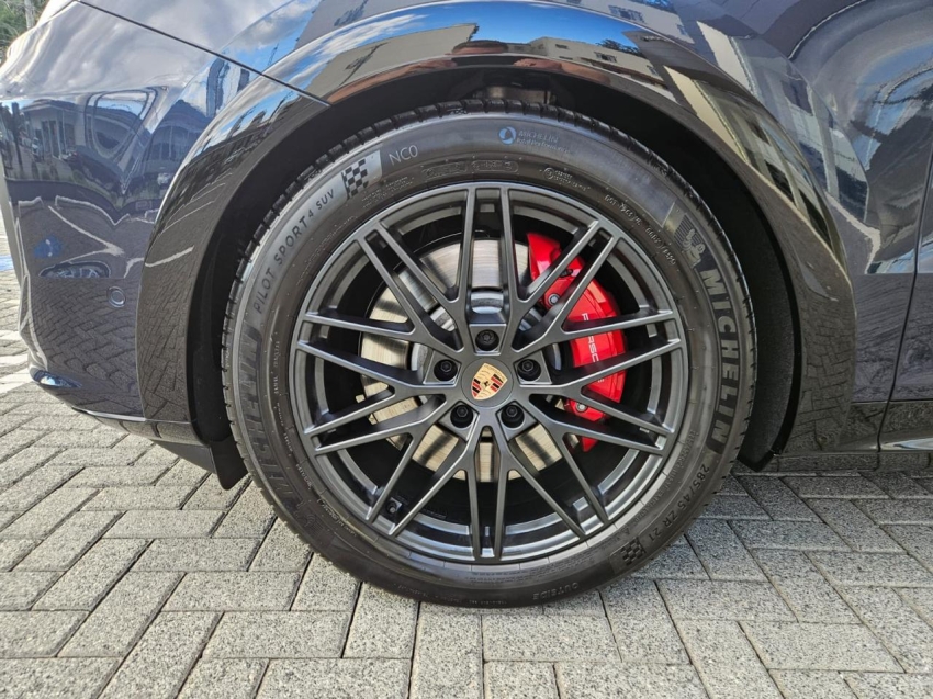 Porsche-CAYENNE-4.0 V8 GASOLINA GTS AWD TIPTRONIC S