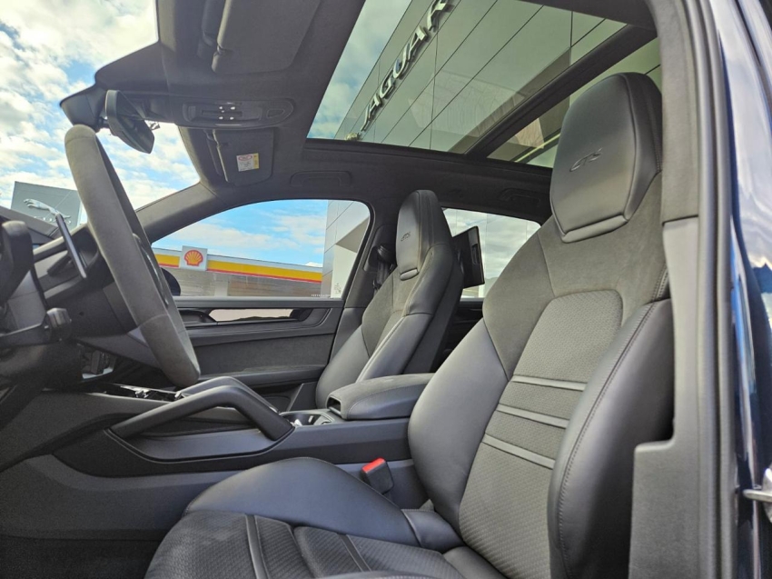 Porsche-CAYENNE-4.0 V8 GASOLINA GTS AWD TIPTRONIC S