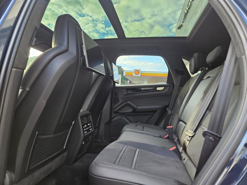 Porsche-CAYENNE-4.0 V8 GASOLINA GTS AWD TIPTRONIC S