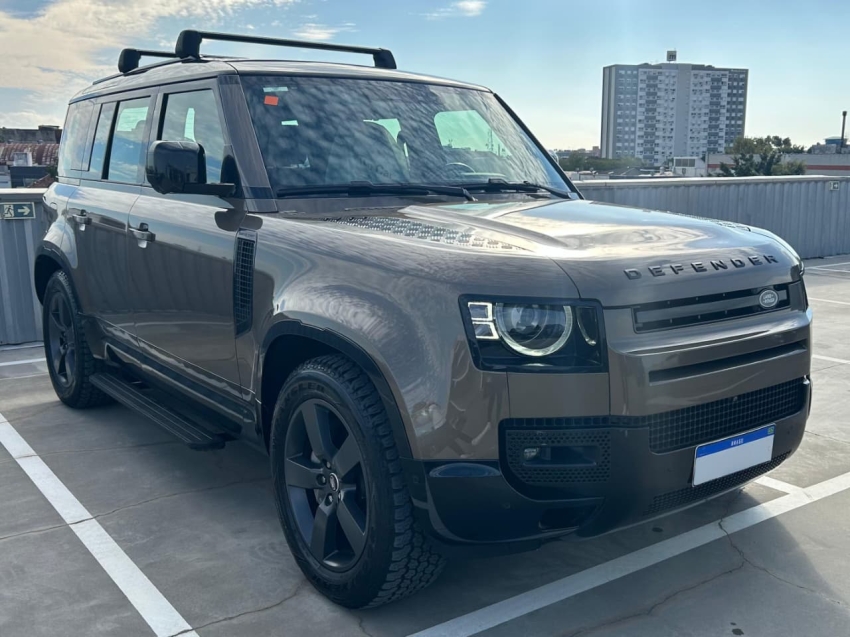 Land Rover-DEFENDER-3.0 D300 TURBO DIESEL MHEV 90 X-DYNAMIC HSE AWD AUTOMÁTICO