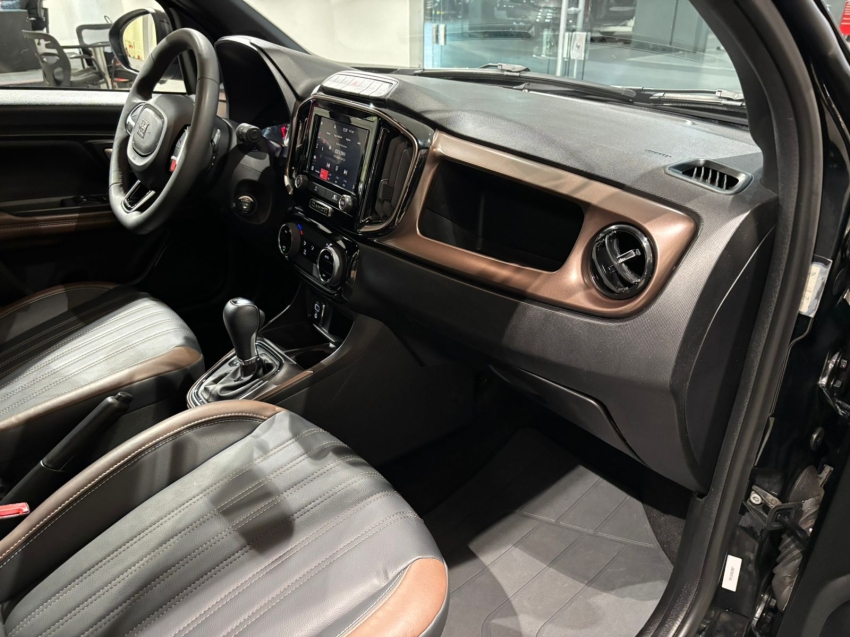 Fiat-STRADA-1.0 TURBO 200 FLEX RANCH CD CVT