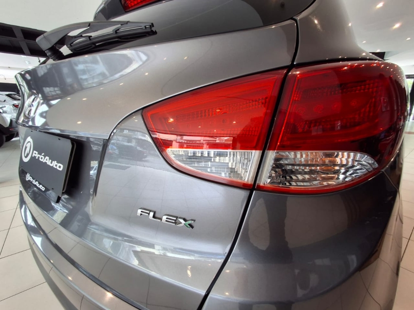Hyundai-IX35-2.0 MPFI GLS 16V FLEX 4P AUTOMÁTICO