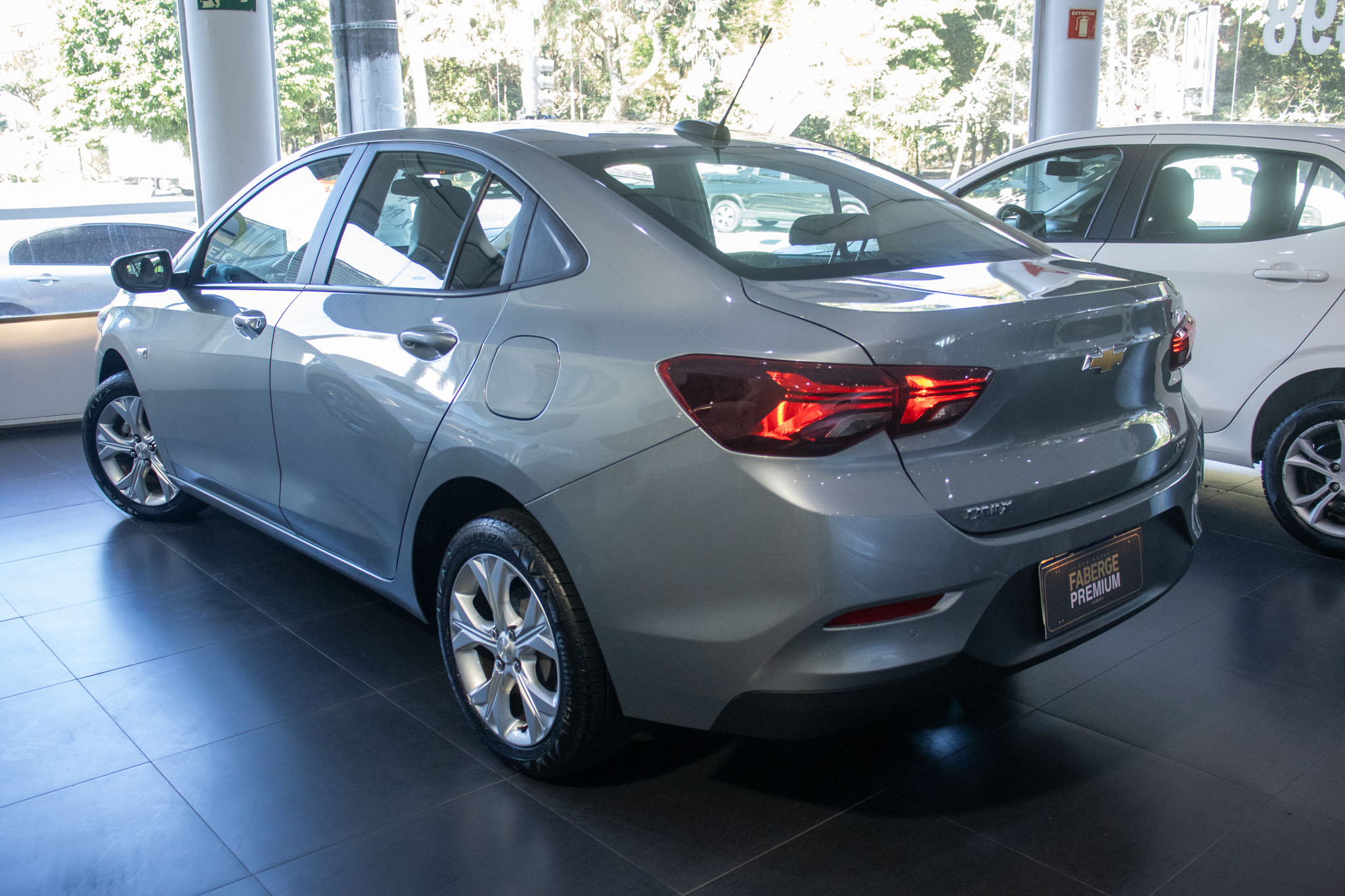 GM - Chevrolet-ONIX-ONIX SEDAN Plus LTZ 1.0 12V TB Flex Aut.