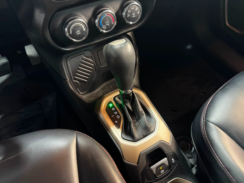 Jeep-RENEGADE-1.8 16V FLEX 4P AUTOMÁTICO