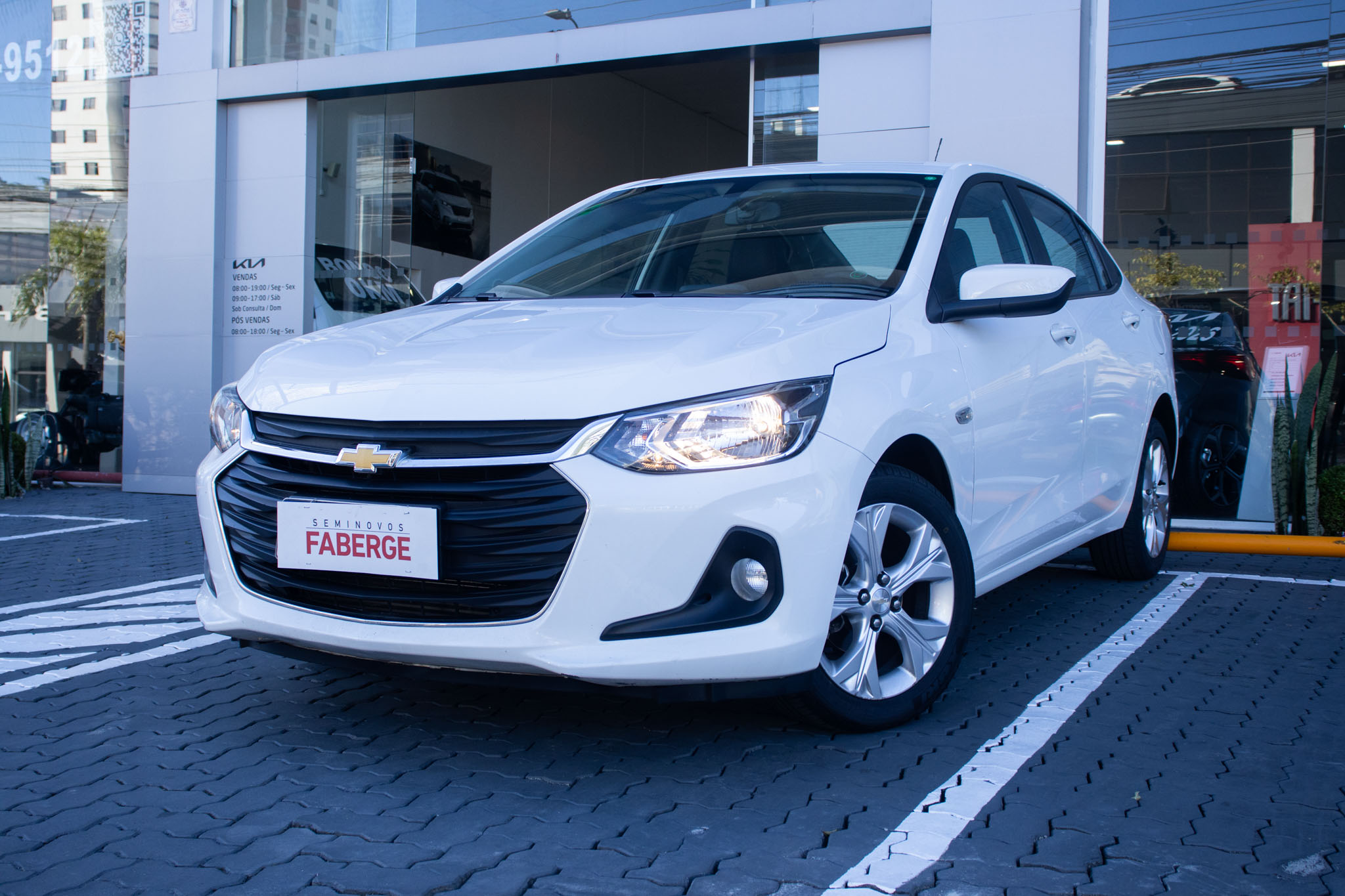 GM - Chevrolet-ONIX-ONIX SEDAN Plus LTZ 1.0 12V TB Flex Aut.