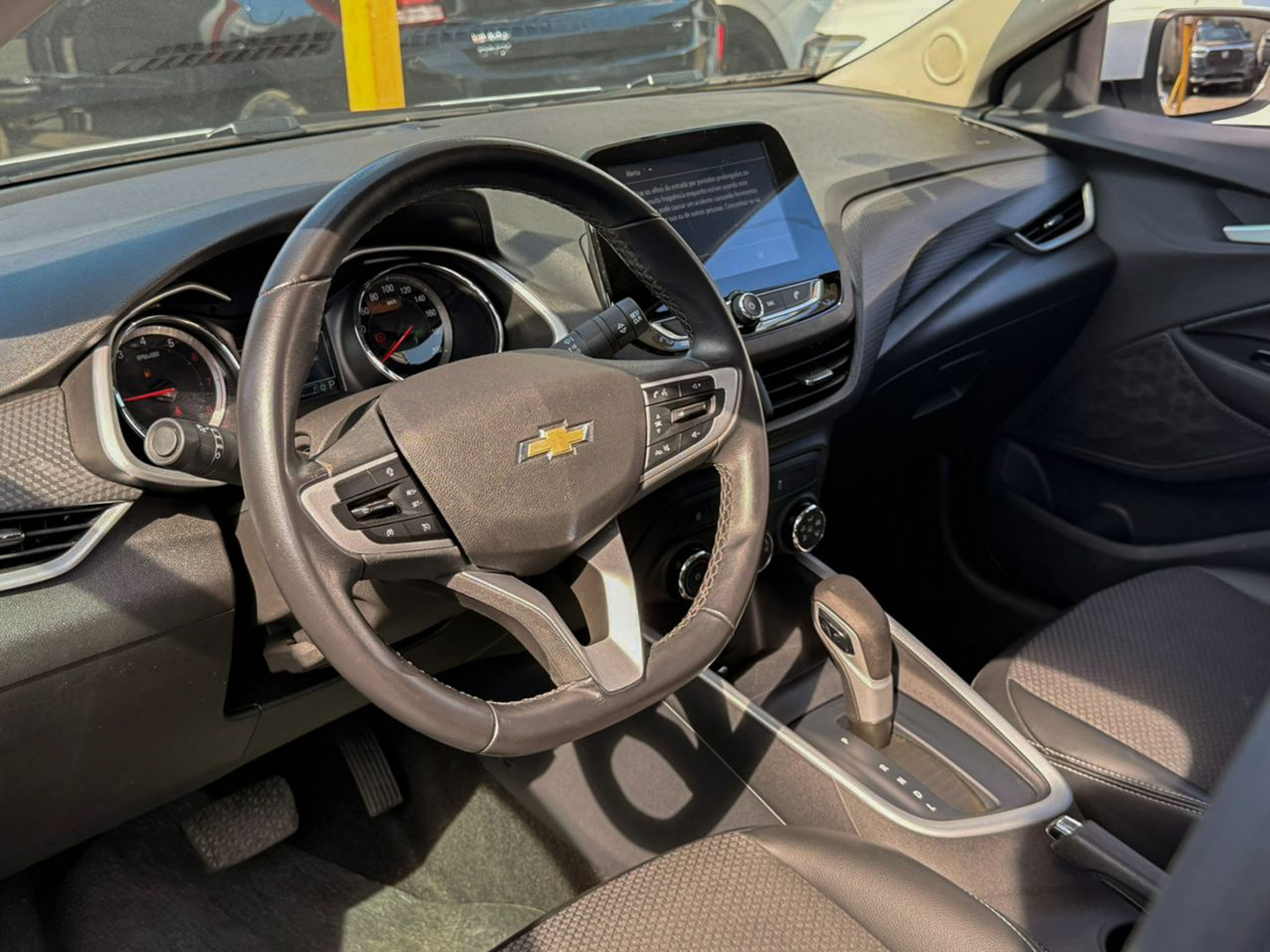 GM - Chevrolet-ONIX-ONIX SEDAN Plus LTZ 1.0 12V TB Flex Aut.