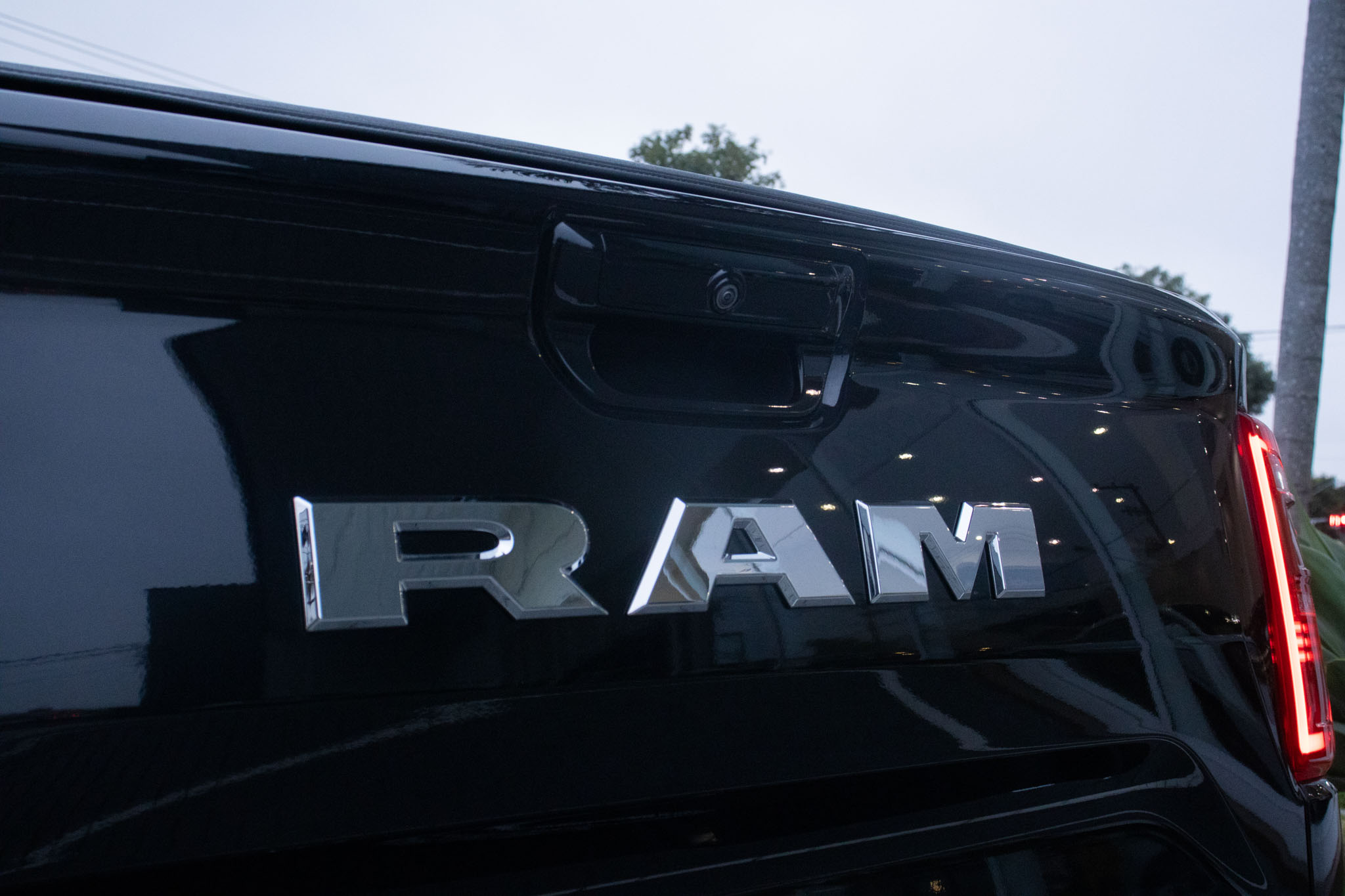 RAM-RAMPAGE-RAMPAGE LARAMIE 2.0 TB CD 4X4 Die. Aut.