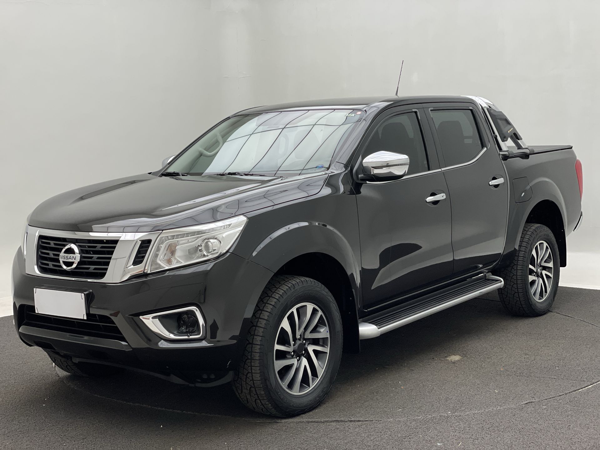 Frontier XE CD 2.3 4x4 Diesel