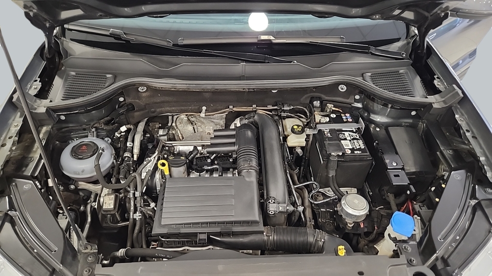 VW - Volkswagen-TAOS-1.4 250 TSI TOTAL FLEX HIGHLINE AUTOMÁTICO