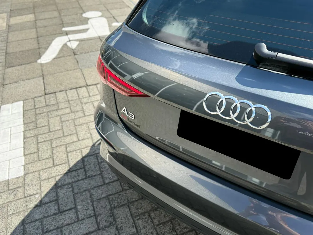 audi a3 a3 sportb. perf. black 2.0 s-tron.(hib.)