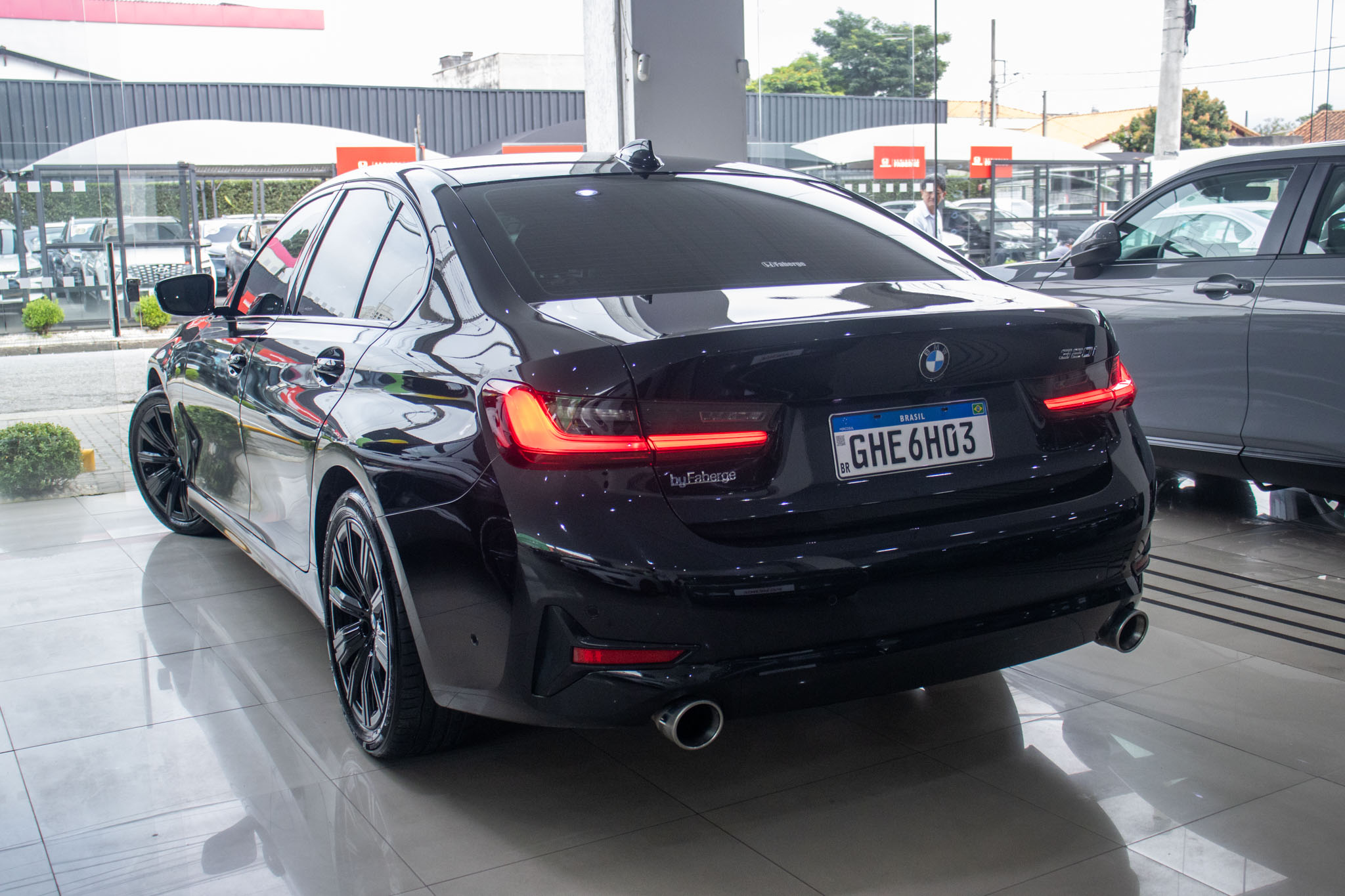 BMW-320i-320I GP FLEX