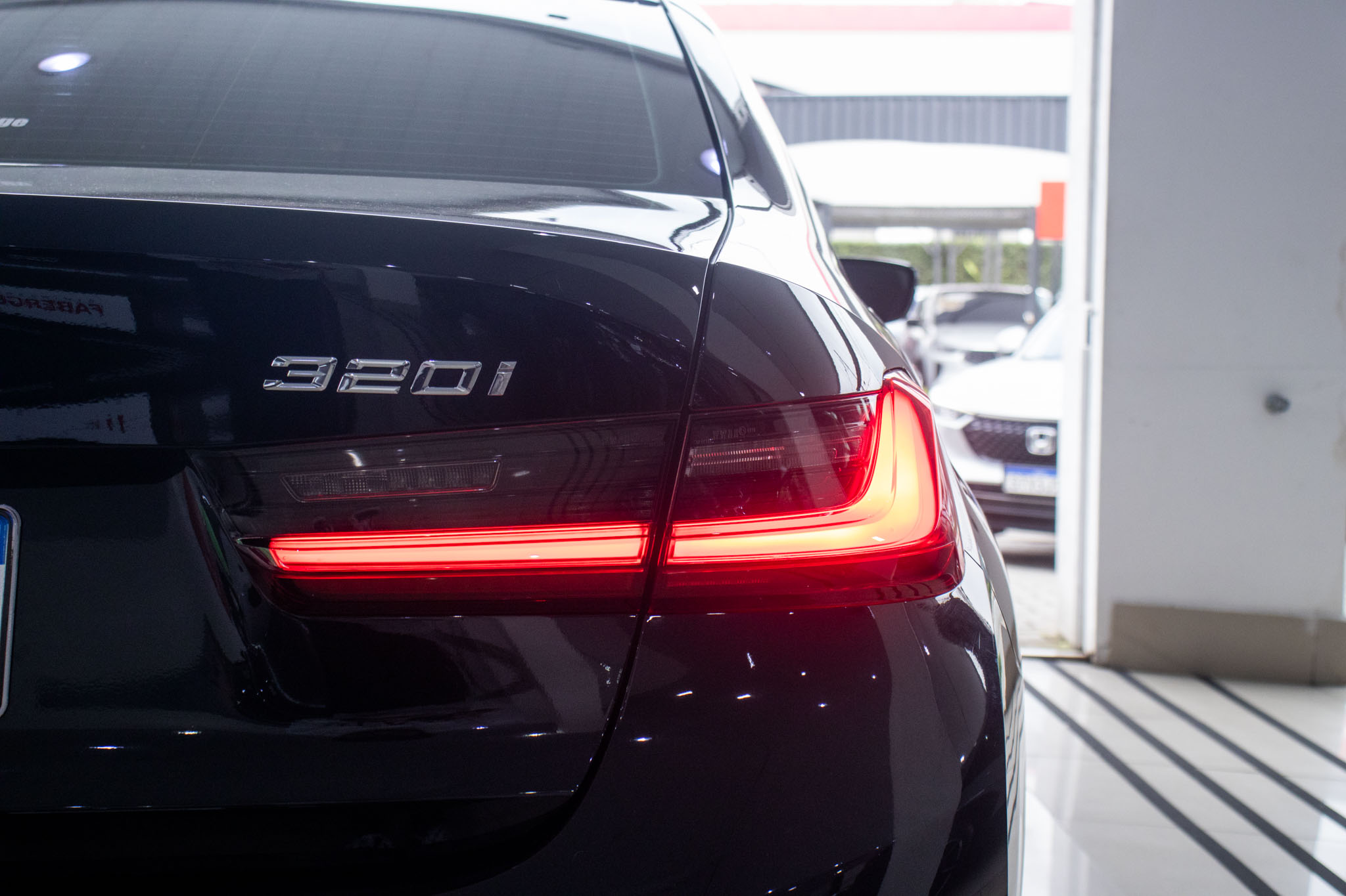 BMW-320i-320I GP FLEX